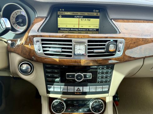 Used 2012 Mercedes-Benz CLS 550 image 19
