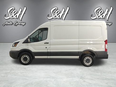 Used 2018 Ford Transit 250 130 Medium Roof RWD image 20