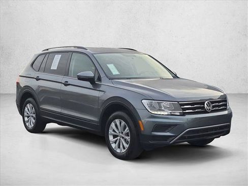 Used 2020 Volkswagen Tiguan S FWD image 3