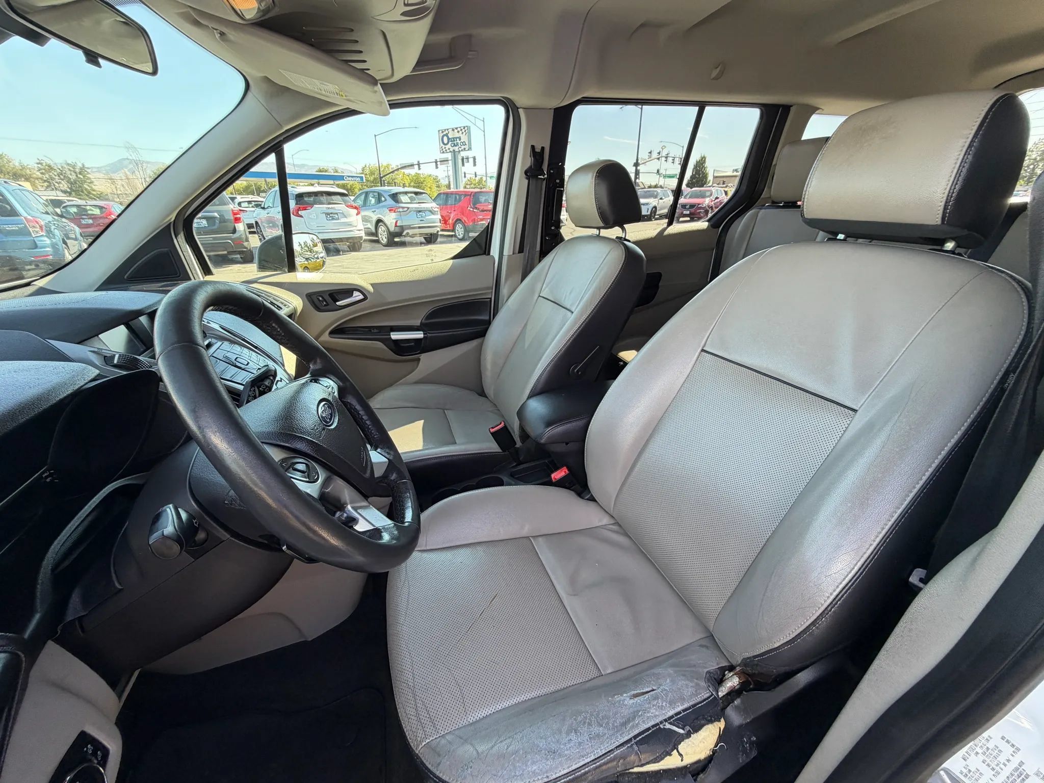 Used 2014 Ford Transit Connect XLT FWD image 10