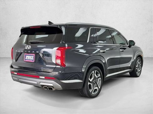Used 2023 Hyundai Palisade Limited FWD image 5
