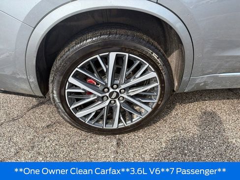 Used 2024 Cadillac XT6 Sport w/ LPO, Floor Liner Package AWD/4WD image 8