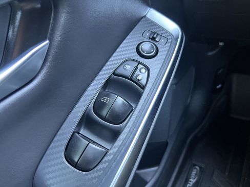 Used 2023 Nissan Sentra SR w/ Midnight Edition Package FWD image 23