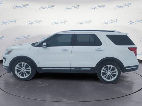 Used 2019 Ford Explorer Limited w/ Ford Safe & Smart Package image 2