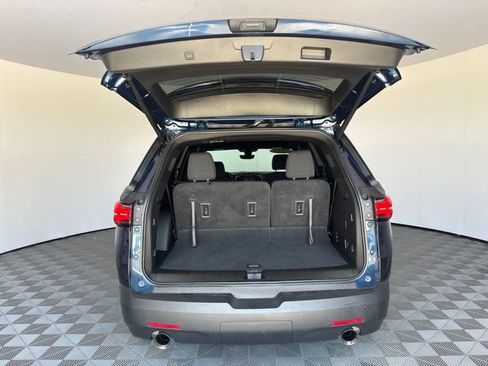 Used 2022 Chevrolet Traverse LT AWD/4WD image 28