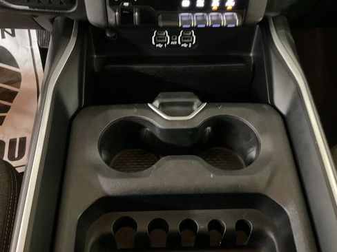 Used 2019 RAM 2500 Big Horn w/ Towing Technology Group image 18