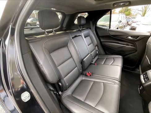 Used 2020 Chevrolet Equinox LT w/ Sport Edition image 19