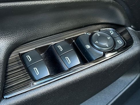 Used 2020 Chevrolet Equinox LT image 13