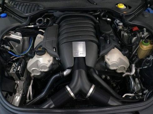 Used 2011 Porsche Panamera 4 image 19