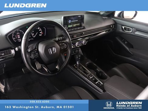 Used 2025 Honda Civic Sport image 8