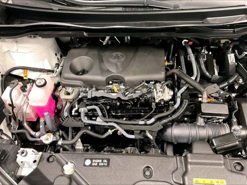 Used 2025 Toyota Sienna LE image 35