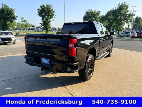 Used 2021 Chevrolet Silverado 1500 Custom Trail Boss w/ Midnight Edition AWD/4WD image 5