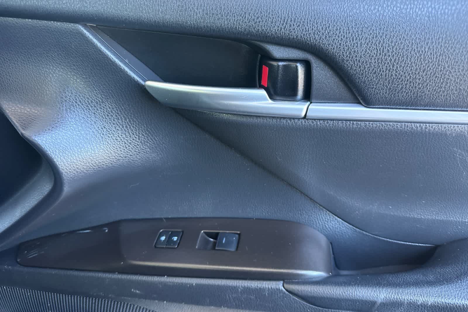 Certified 2023 Toyota Camry SE FWD image 17