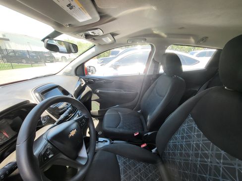 Used 2022 Chevrolet Spark LT FWD image 10