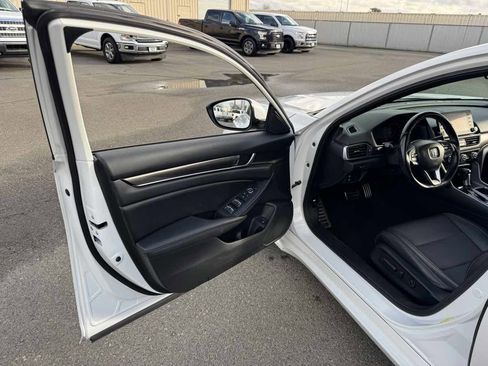Used 2020 Honda Accord Sport image 22