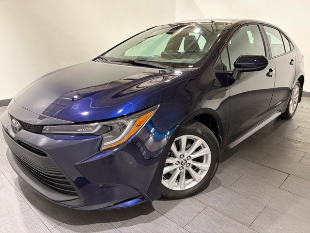 Used 2024 Toyota Corolla LE w/ LE Convenience Package FWD image 1