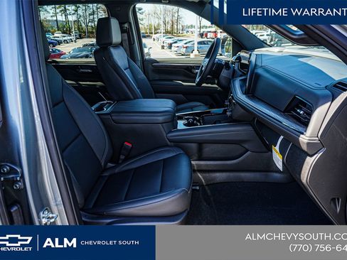 New 2026 Chevrolet Suburban LT w/ Comfort Package RWD image 21