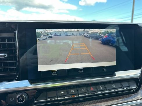 Used 2023 Chevrolet Silverado 1500 RST AWD/4WD image 31