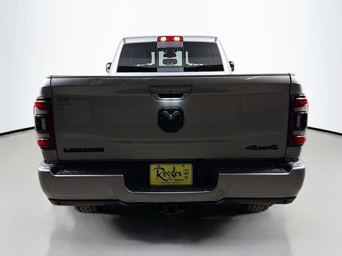 Used 2022 RAM 3500 Laramie AWD/4WD image 7