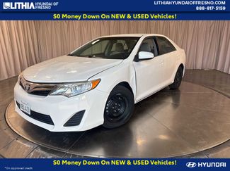Used 2012 Toyota Camry LE video 1