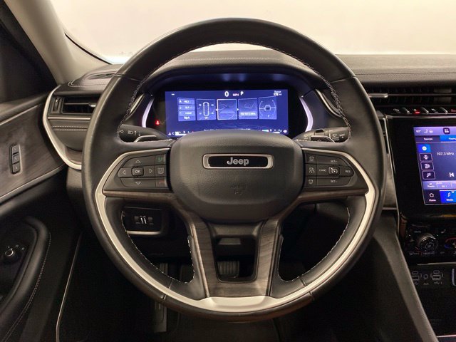 Used 2022 Jeep Grand Cherokee L Limited AWD/4WD image 15