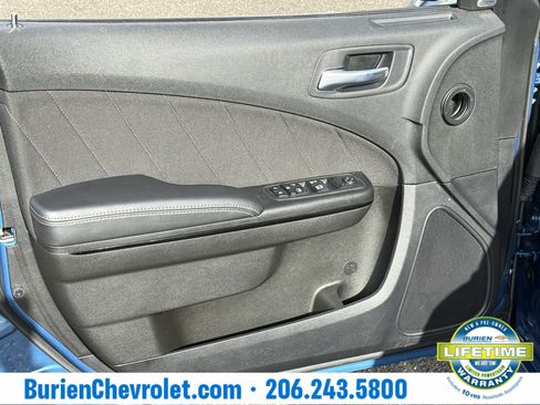 Used 2023 Dodge Charger R/T w/ Blacktop Package image 9