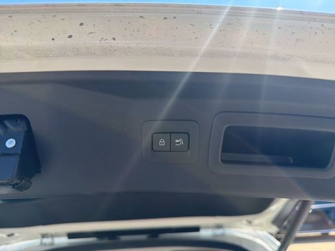 Used 2025 MAZDA CX-90 3.3 Turbo w/ Preferred Package image 13