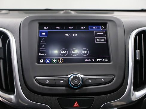 Used 2020 Chevrolet Equinox LT image 24
