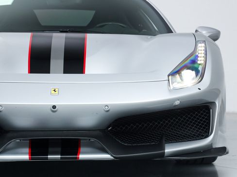 Certified 2019 Ferrari 488 Pista Coupe image 13
