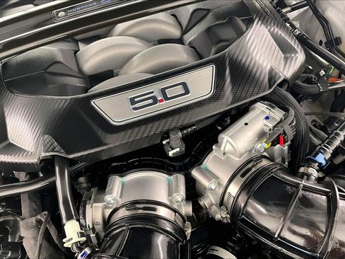 Used 2025 Ford Mustang Dark Horse RWD image 32