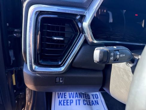 Used 2024 GMC Canyon Elevation w/ Convenience Package image 15