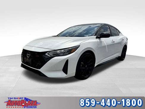 Used 2025 Nissan Sentra SR w/ Midnight Edition FWD image 1