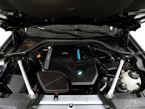 Used 2021 BMW X3 xDrive30e w/ Premium Package image 3