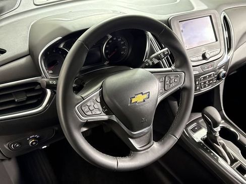 Used 2023 Chevrolet Equinox LT image 20