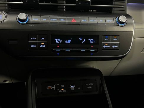 Used 2024 Hyundai Kona Limited image 20