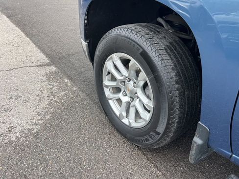 Used 2024 Chevrolet Silverado 1500 LT image 31