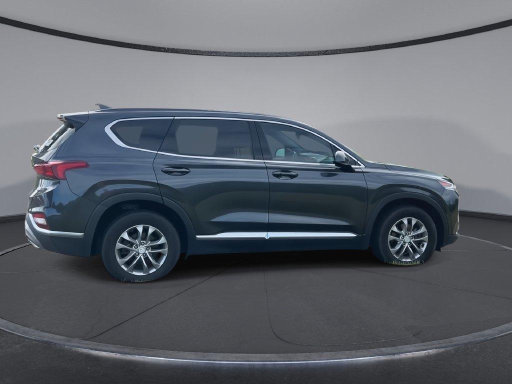 Used 2020 Hyundai Santa Fe SEL FWD image 9