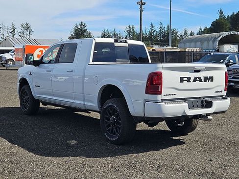 New 2026 RAM 2500 Limited AWD/4WD image 5