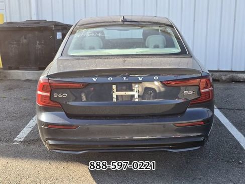 Used 2024 Volvo S60 B5 Plus w/ Climate Package AWD/4WD image 4