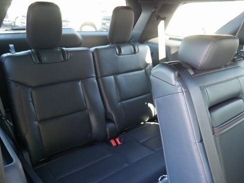 New 2026 Ford Explorer ST-Line w/ ST-Line Street Pack image 24