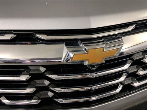 Used 2025 Chevrolet Equinox LT AWD/4WD image 28