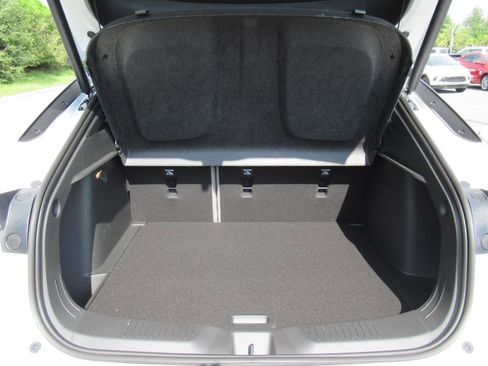 Used 2025 Buick Envista Avenir image 30