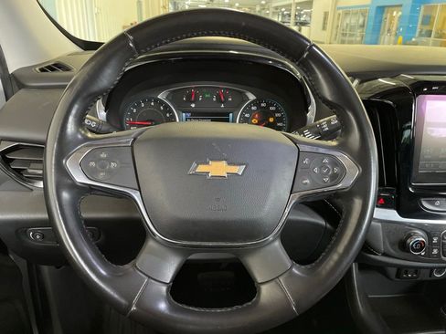 Used 2019 Chevrolet Traverse LT FWD image 15