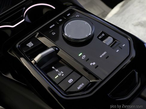 New 2026 BMW 540i xDrive image 26