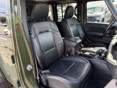 Used 2021 Jeep Wrangler Unlimited Rubicon AWD/4WD image 33