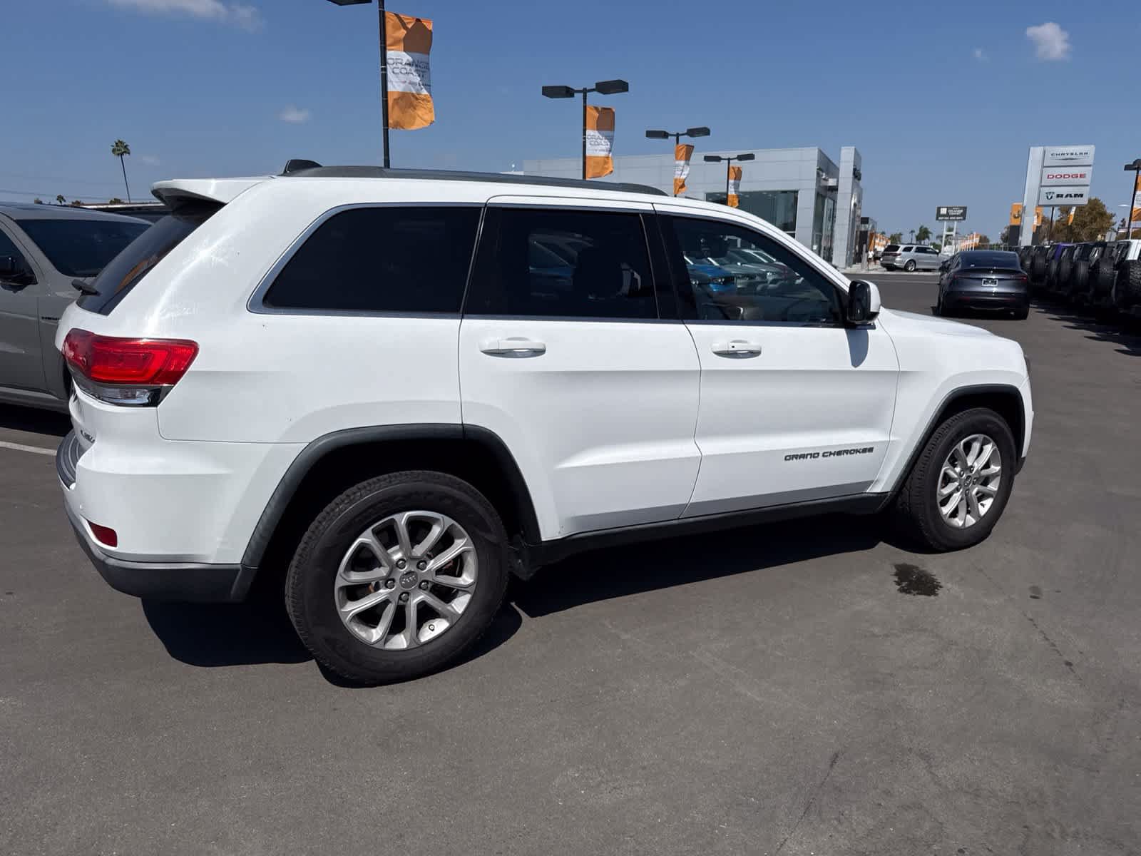 Used 2015 Jeep Grand Cherokee Laredo w/ Quick Order Package 23E RWD image 12