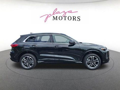 Used 2025 Audi Q5 Premium w/ Convenience Package AWD/4WD image 4