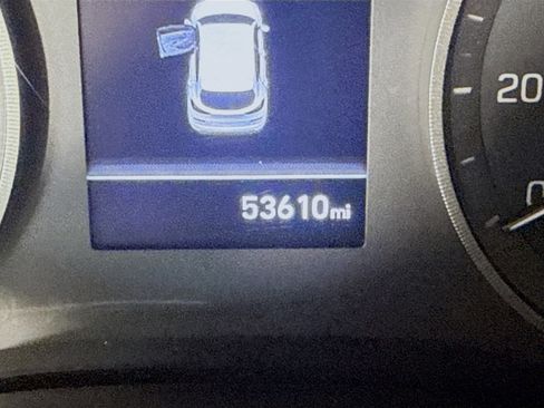 Used 2021 Hyundai Tucson SE image 16