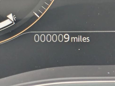 New 2025 Jaguar F-PACE R-Dynamic S image 8