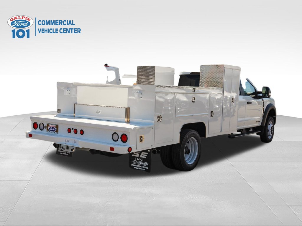 New 2026 Ford F550 4x4 SuperCab Super Duty image 4